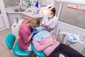 visit-to-the-dentist-drilling-machine-medicine-health-medical-hospital-care-professional-dentistry_t20_P183V8